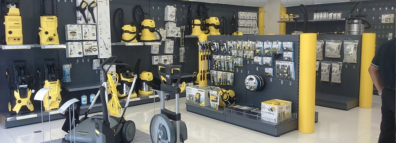 CT Hardware Showroom