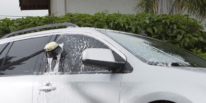 limpeza_do_carro_com_kaercher_power_brush
